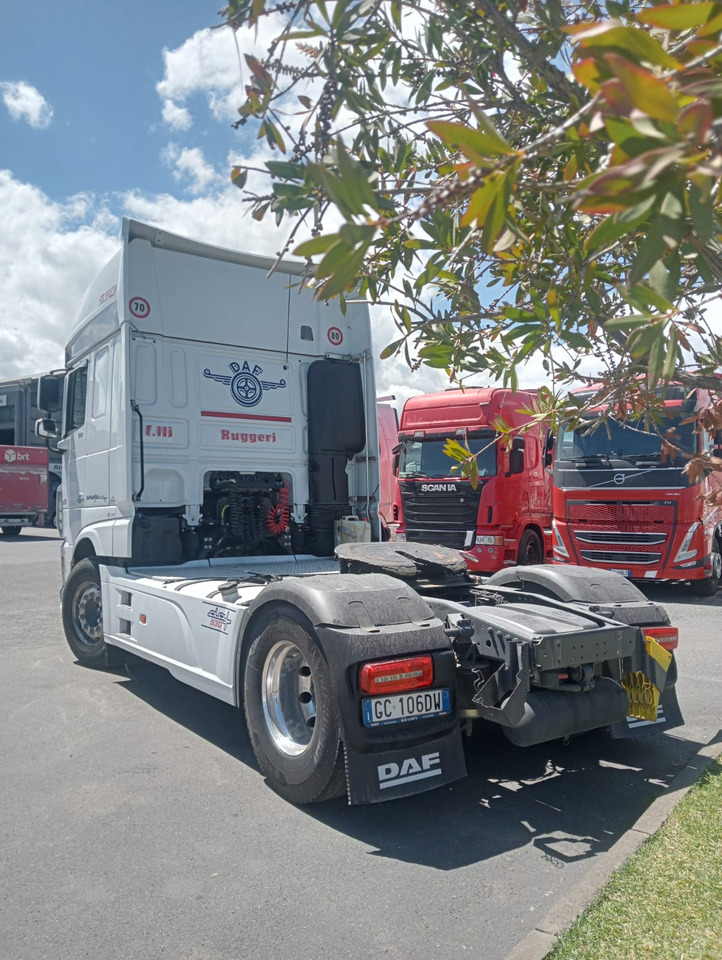 DAF XF 530CV - Cabeza tractora: foto 3 DAF XF 530CV - Cabeza tractora: foto 3