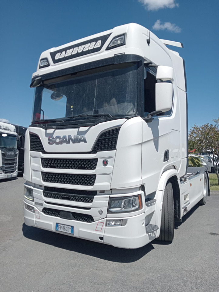 SCANIA R520 A4X2NB - Cabeza tractora: foto 1 SCANIA R520 A4X2NB - Cabeza tractora: foto 1