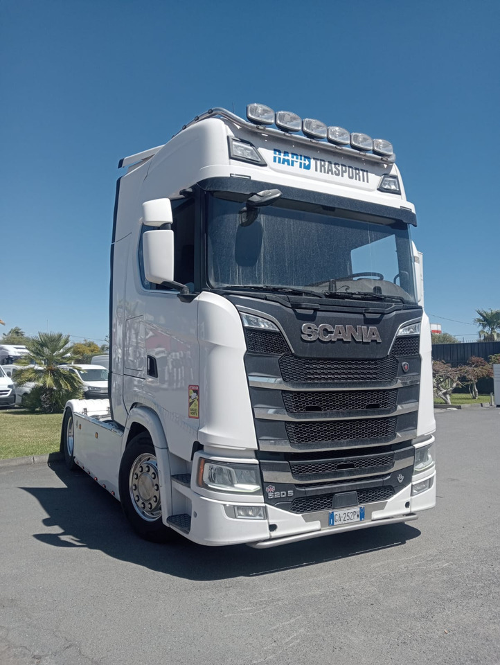 SCANIA S520 A4X2NB - Cabeza tractora: foto 2 SCANIA S520 A4X2NB - Cabeza tractora: foto 2