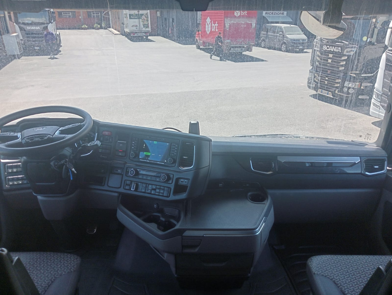 SCANIA S520 A4X2NB - Cabeza tractora: foto 5 SCANIA S520 A4X2NB - Cabeza tractora: foto 5