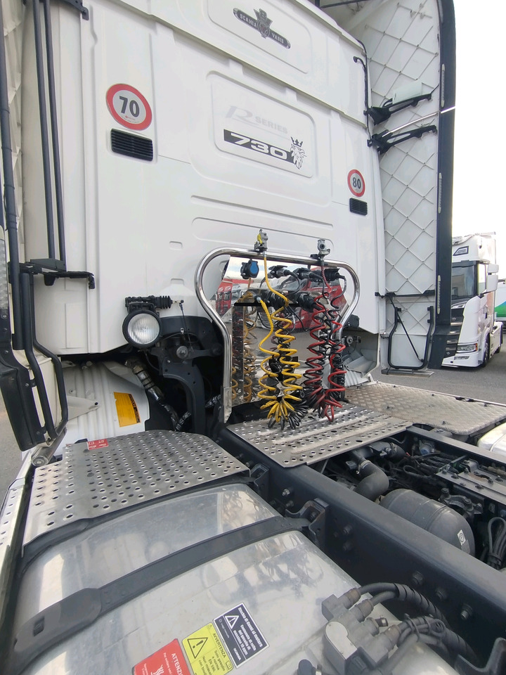 Cabeza tractora Scania R730: foto 11