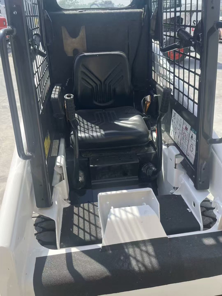 Bobcat S70 - Minicargadora: foto 2 Bobcat S70 - Minicargadora: foto 2