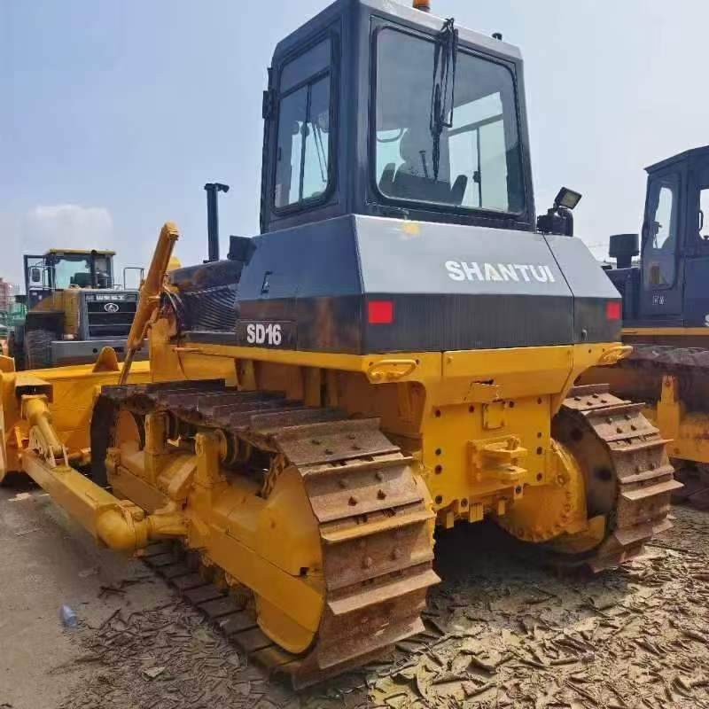 Shantui SD16 - Bulldozer: foto 3 Shantui SD16 - Bulldozer: foto 3