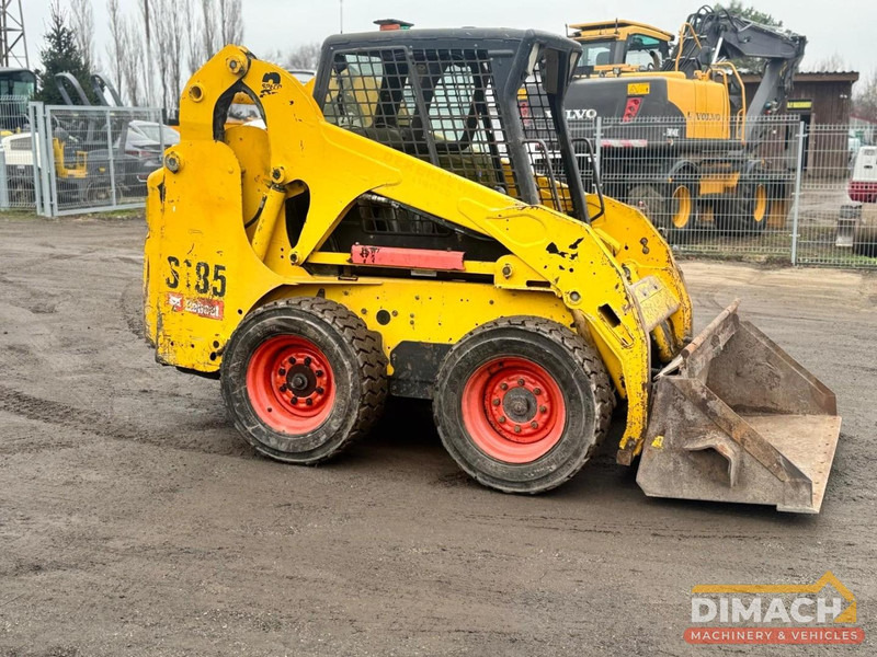 Bobcat S185 Schranklader - 4 cil. Kubota motor - high flow - laadbak - CE keurmerk - Cargadora: foto 1 Bobcat S185 Schranklader - 4 cil. Kubota motor - high flow - laadbak - CE keurmerk - Cargadora: foto 1