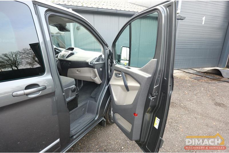 Furgoneta pequeña Ford Transit Custom  Transit L2H1 dubbele cabine, dubbele schuifdeur, grijs kenteken, trekhaak, euro 6, 170pk, top conditie: foto 14