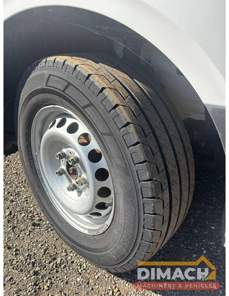 MAN TGE 3.180 L4H3 maxi Engine problem - motorschade -VW crafter L4H3 maxi bus - koffer - klima - euro 6 - Furgón: foto 4 MAN TGE 3.180 L4H3 maxi Engine problem - motorschade -VW crafter L4H3 maxi bus - koffer - klima - euro 6 - Furgón: foto 4