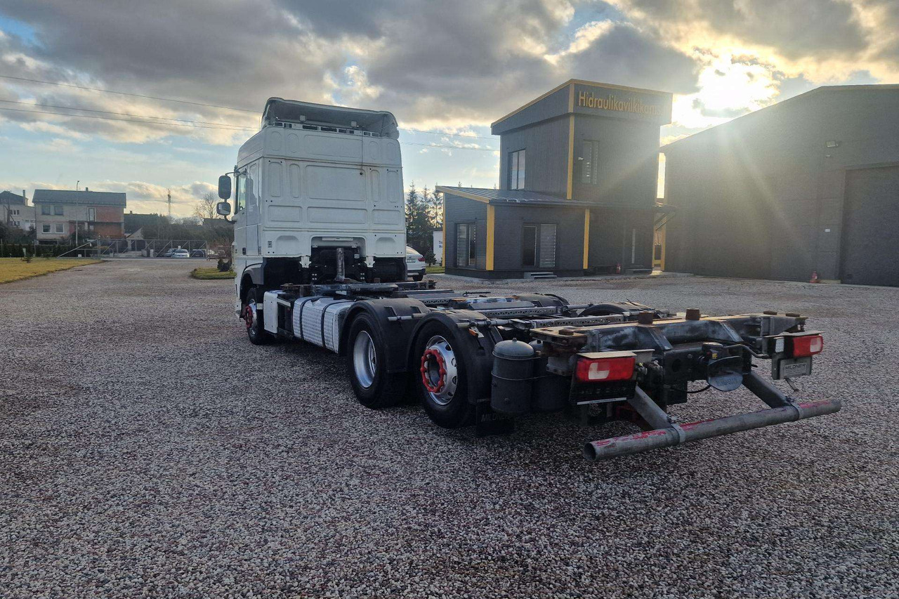 DAF XF 460 - Camión portacontenedore/ Intercambiable: foto 4 DAF XF 460 - Camión portacontenedore/ Intercambiable: foto 4