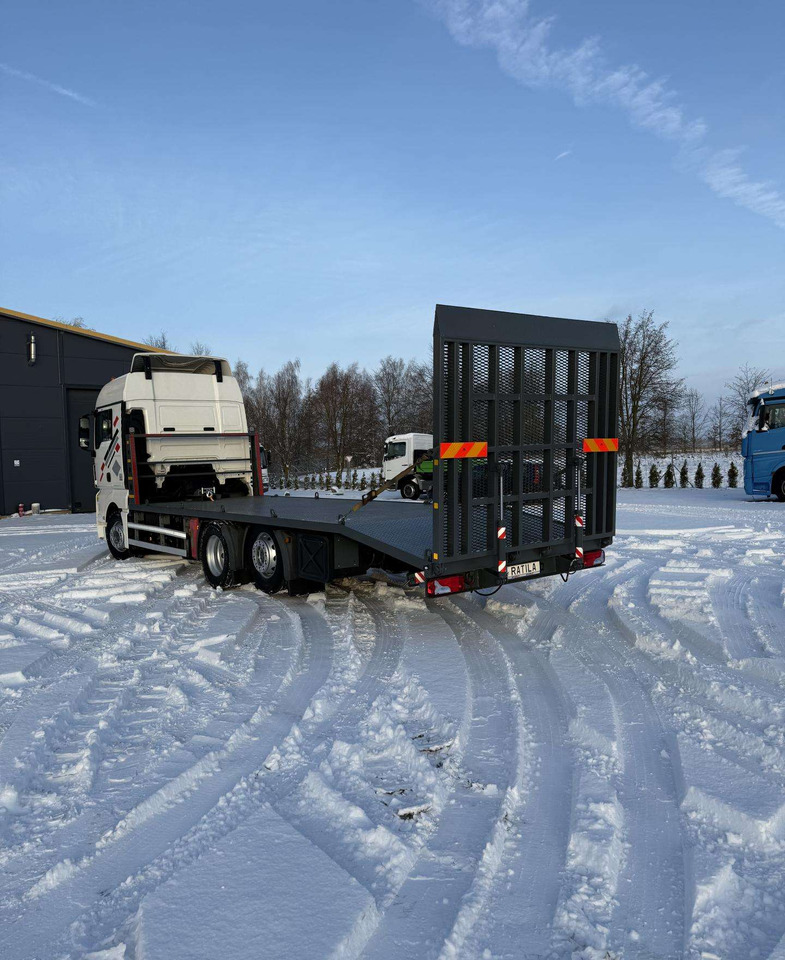 MAN TGX 26.420 - Camión portavehículos: foto 3 MAN TGX 26.420 - Camión portavehículos: foto 3