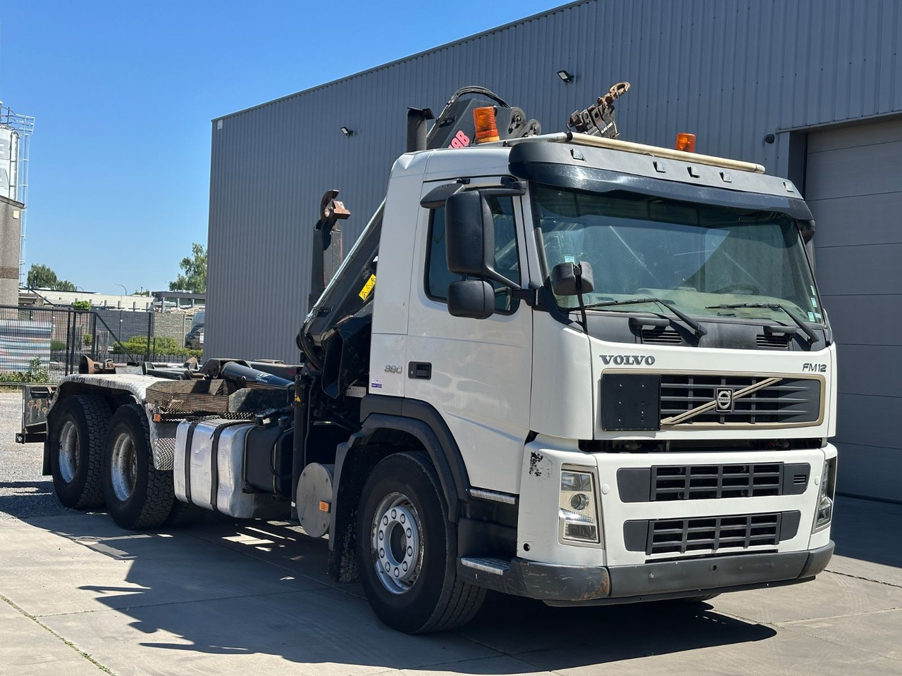 Volvo FM12 380 Hiab 144E-3 - Camión multibasculante: foto 3 Volvo FM12 380 Hiab 144E-3 - Camión multibasculante: foto 3