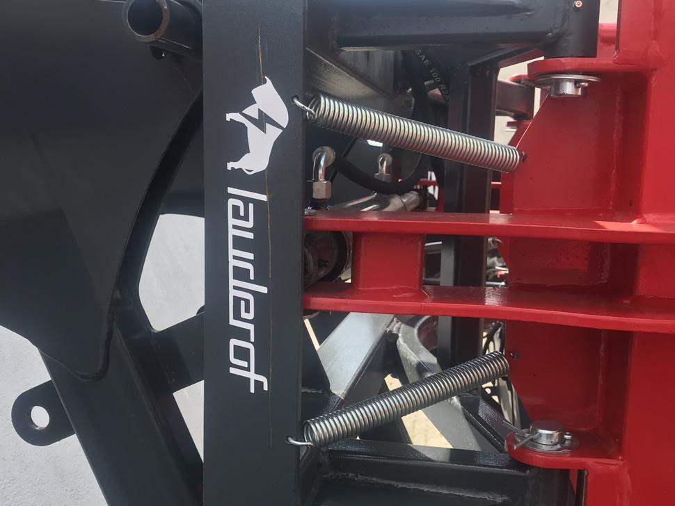 Lauderof Ballenzange / Bale grab / Pince à balles / Pinze per balle / Захват для рулонов / Chwytak do bel - Pinza de manipulación para Tractor: foto 3 Lauderof Ballenzange / Bale grab / Pince à balles / Pinze per balle / Захват для рулонов / Chwytak do bel - Pinza de manipulación para Tractor: foto 3