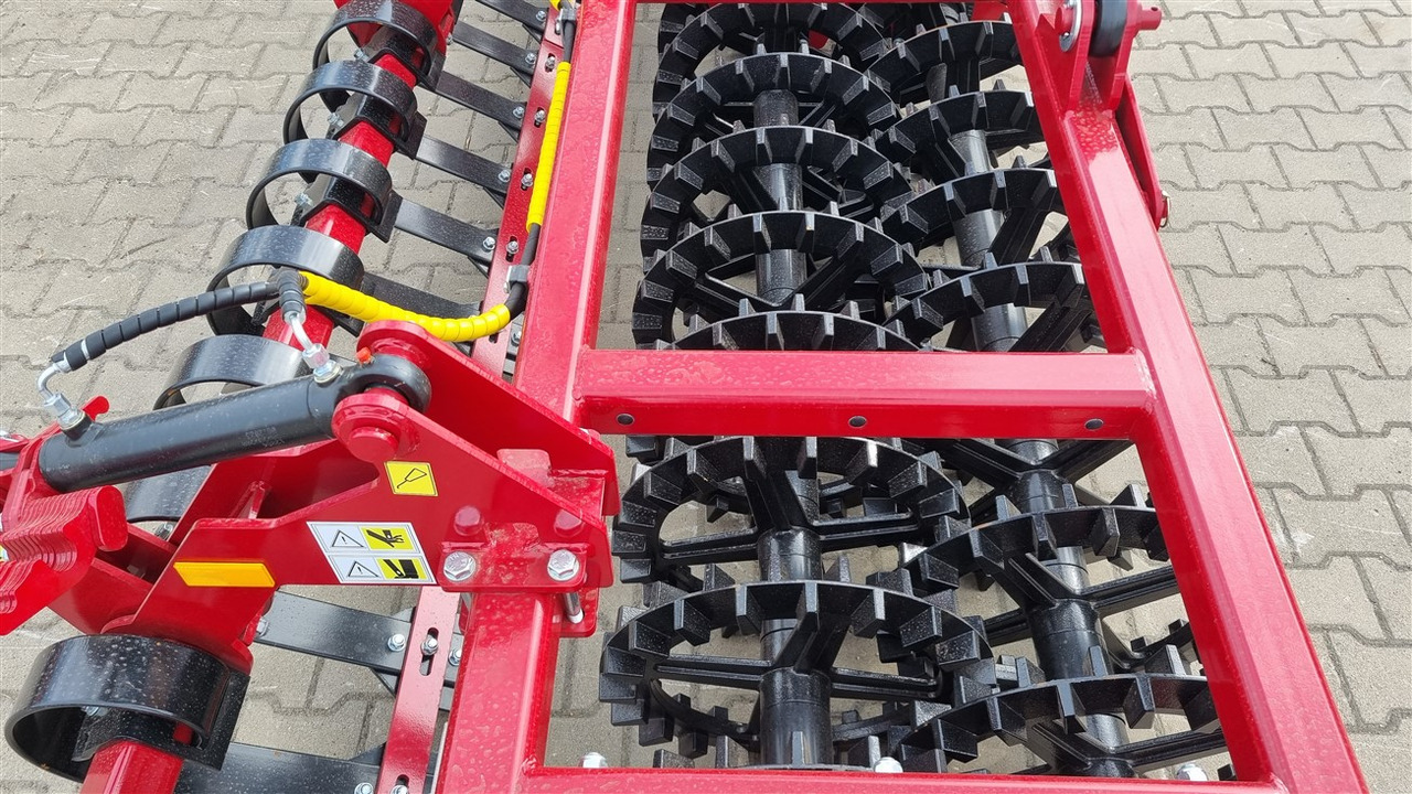 Lupus Crosskillwalze / Crosskill roller / Rouleau / Wał 6 m - Rodillo agrícola: foto 3 Lupus Crosskillwalze / Crosskill roller / Rouleau / Wał 6 m - Rodillo agrícola: foto 3