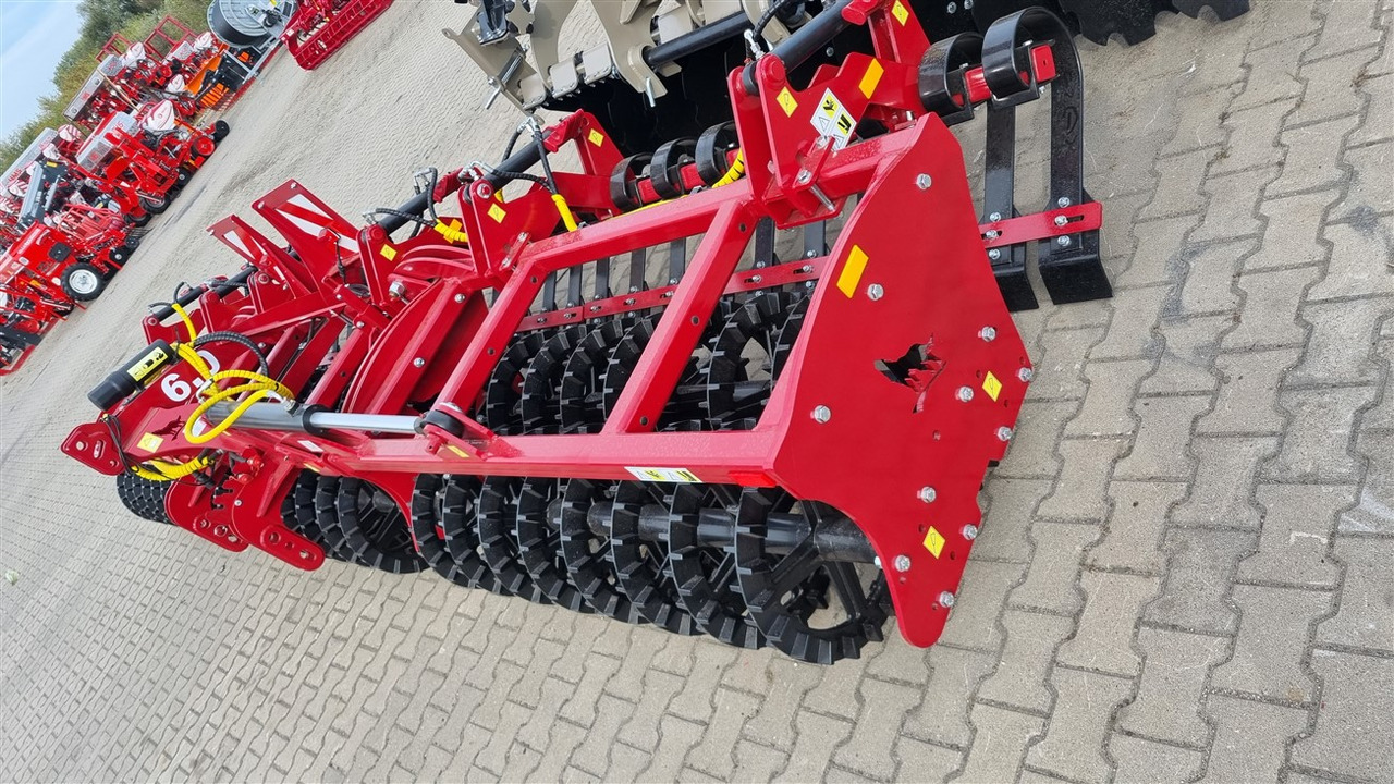 Lupus Crosskillwalze / Crosskill roller / Rouleau / Wał 6 m - Rodillo agrícola: foto 5 Lupus Crosskillwalze / Crosskill roller / Rouleau / Wał 6 m - Rodillo agrícola: foto 5