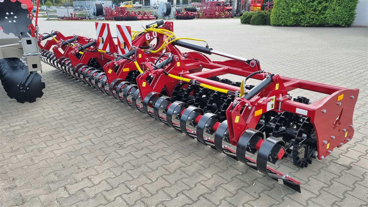 Lupus Crosskillwalze / Crosskill roller / Rouleau / Wał 6 m - Rodillo agrícola: foto 1 Lupus Crosskillwalze / Crosskill roller / Rouleau / Wał 6 m - Rodillo agrícola: foto 1