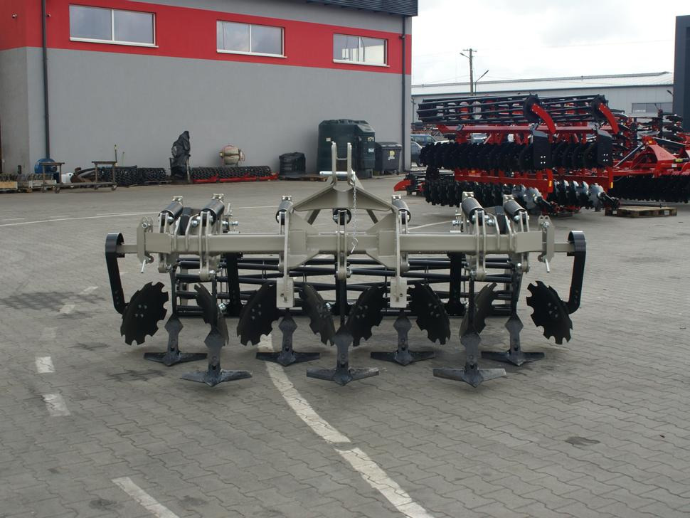 ROLEX Flügelschargrubber / Stubble cultivator / Dechaumeur à dents / Aratri stoppiatori / Стерневой культиватор / Agregat podorywkowy 3 m - Cultivador: foto 4 ROLEX Flügelschargrubber / Stubble cultivator / Dechaumeur à dents / Aratri stoppiatori / Стерневой культиватор / Agregat podorywkowy 3 m - Cultivador: foto 4