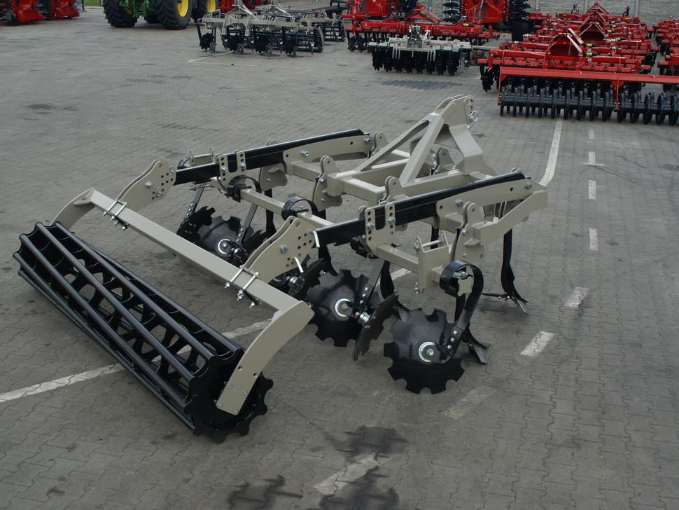 Cultivador nuevo ROLEX Flügelschargrubber / Stubble cultivator / Dechaumeur à dents / Aratri stoppiatori / Стерневой культиватор / Agregat podorywkowy 3 m: foto 11 Cultivador nuevo ROLEX Flügelschargrubber / Stubble cultivator / Dechaumeur à dents / Aratri stoppiatori / Стерневой культиватор / Agregat podorywkowy 3 m: foto 11