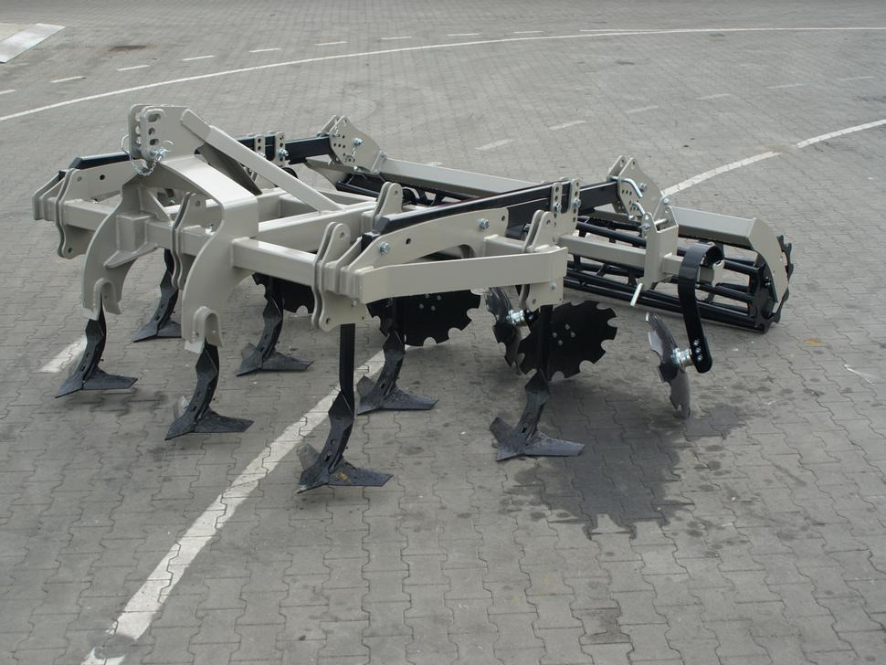 ROLEX Flügelschargrubber / Stubble cultivator / Dechaumeur à dents / Aratri stoppiatori / Стерневой культиватор / Agregat podorywkowy 3 m - Cultivador: foto 1 ROLEX Flügelschargrubber / Stubble cultivator / Dechaumeur à dents / Aratri stoppiatori / Стерневой культиватор / Agregat podorywkowy 3 m - Cultivador: foto 1