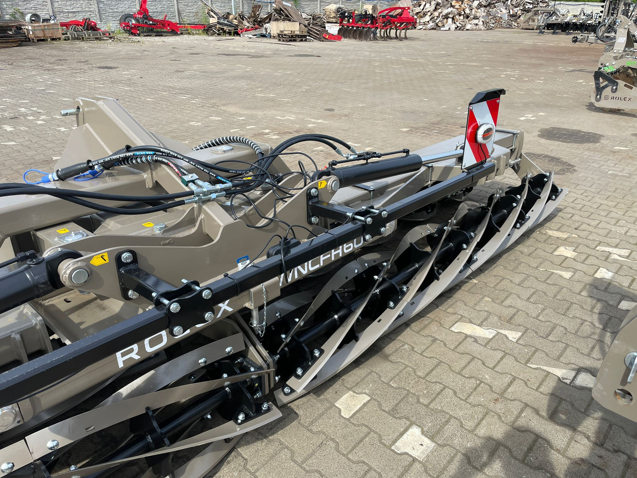 ROLEX Messerwalze / Knife roller / Rouleau couteau / wał nożowy 6 m - Rodillo agrícola: foto 3 ROLEX Messerwalze / Knife roller / Rouleau couteau / wał nożowy 6 m - Rodillo agrícola: foto 3