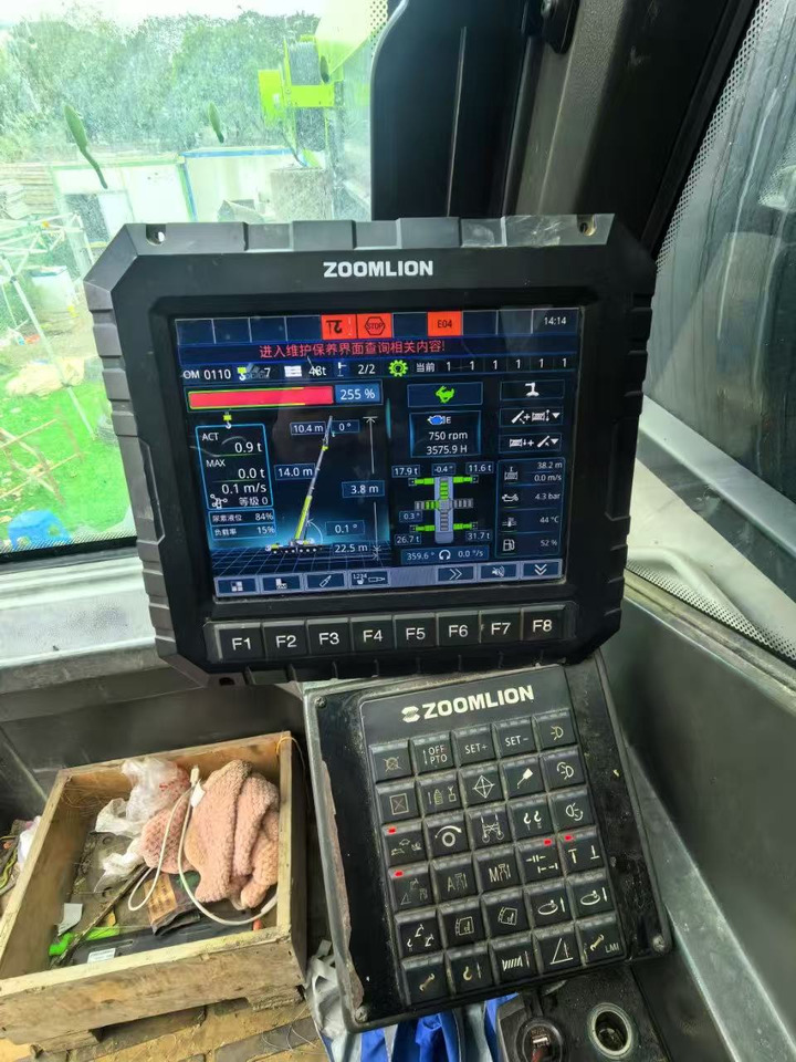 Grúa todo terreno ZOOMLION 200E7: foto 6