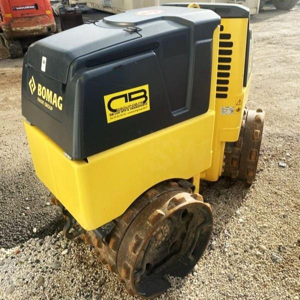 BOMAG BMP 8500 compacteur à pied de mouton - Compactador: foto 3 BOMAG BMP 8500 compacteur à pied de mouton - Compactador: foto 3