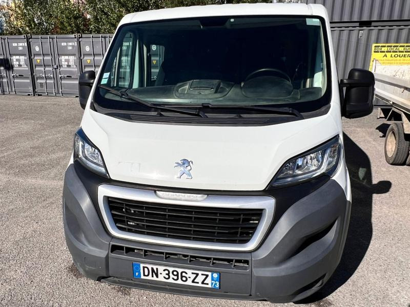 Peugeot Boxer 2 2,2L HDI 130 L2H1 - Furgón: foto 2 Peugeot Boxer 2 2,2L HDI 130 L2H1 - Furgón: foto 2