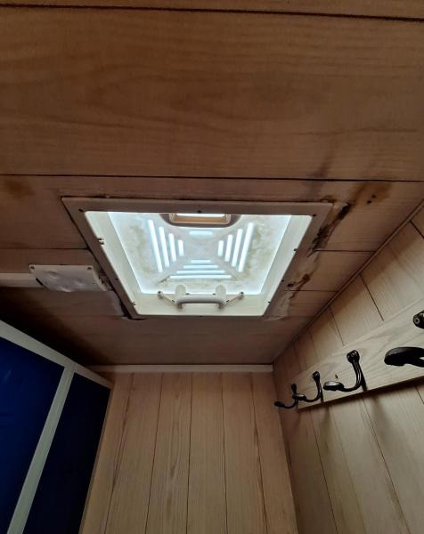 Casa contenedor REMORQUE BASE VIE CABANE DE CHANTIER: foto 12