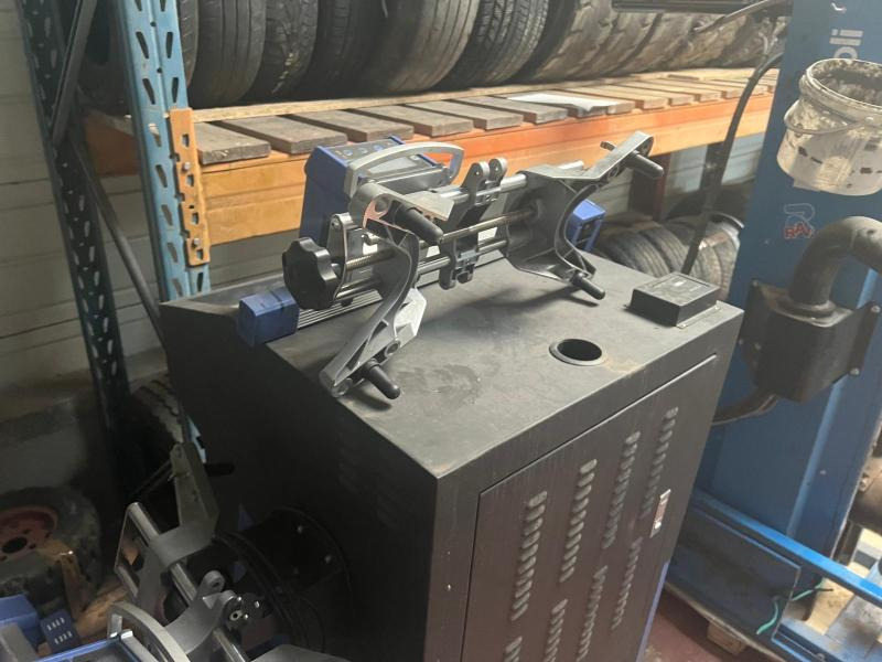 TWIN BUSCH TW115 Banc de géométrie - Equipo de taller: foto 3 TWIN BUSCH TW115 Banc de géométrie - Equipo de taller: foto 3