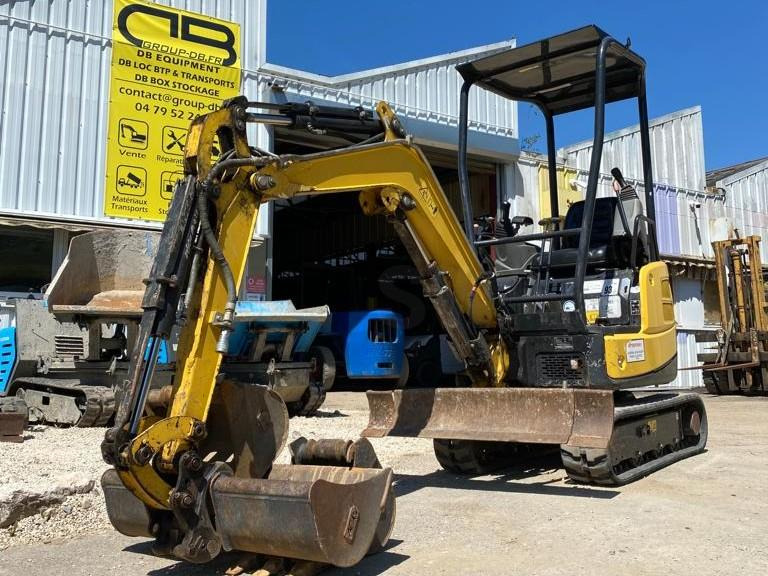 YANMAR Mini pelle VIO17 1.7T - Miniexcavadora: foto 1 YANMAR Mini pelle VIO17 1.7T - Miniexcavadora: foto 1