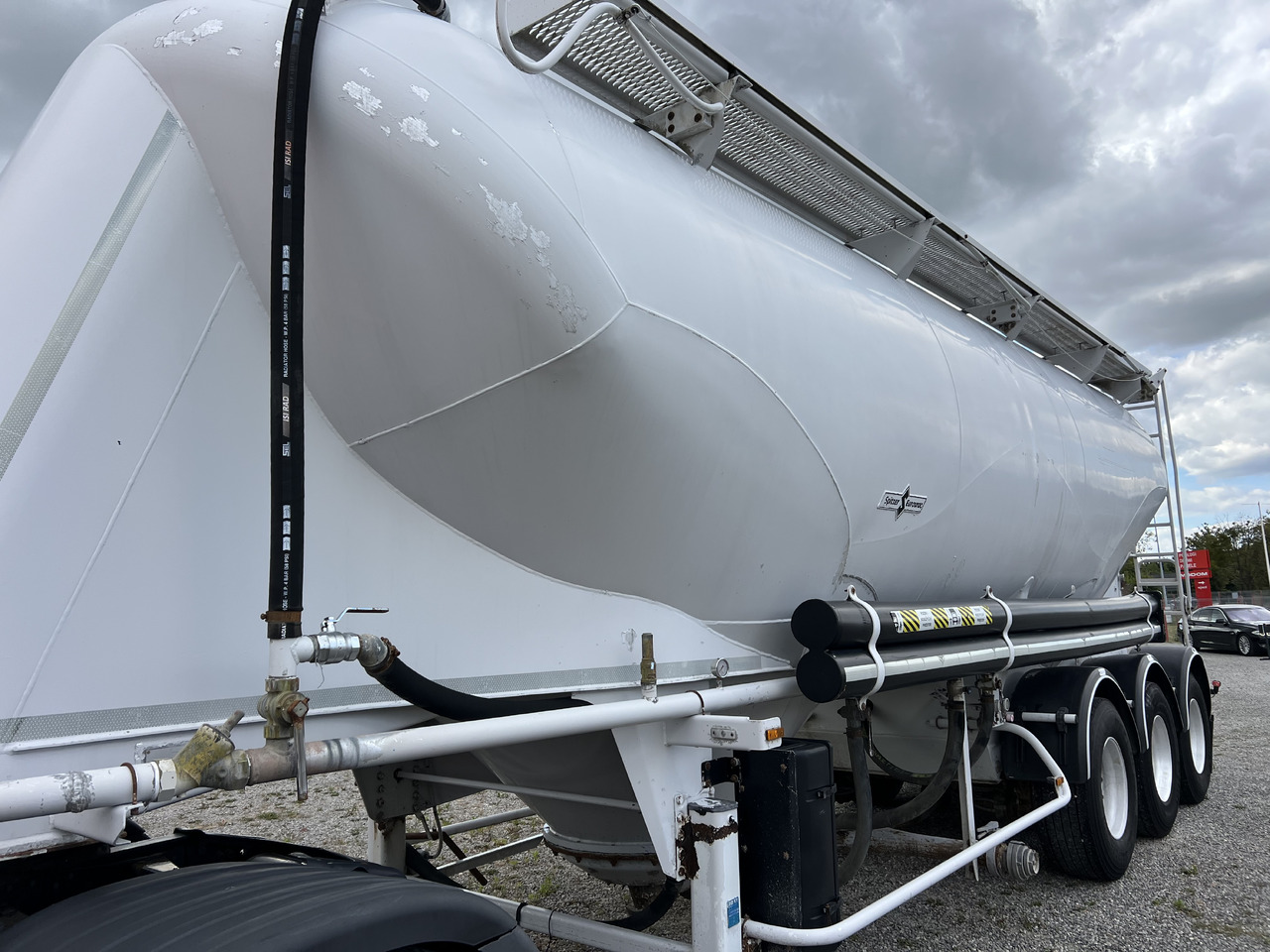 SPITZER S27DR-F010 - Semirremolque silo: foto 3 SPITZER S27DR-F010 - Semirremolque silo: foto 3