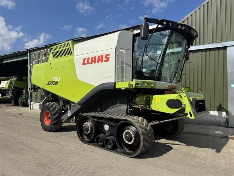 Claas Lexion 750TT APS Hybrid c/w V900 - Accesorios para cosechadoras: foto 3 Claas Lexion 750TT APS Hybrid c/w V900 - Accesorios para cosechadoras: foto 3