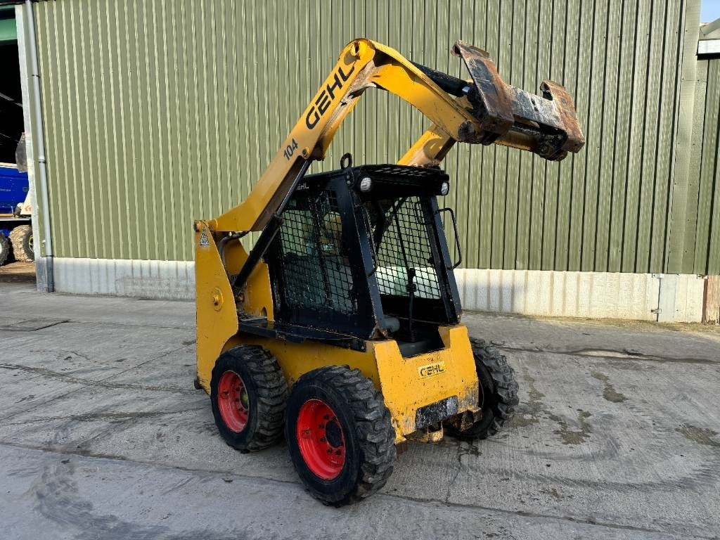Gehl R 165 - Minicargadora: foto 2 Gehl R 165 - Minicargadora: foto 2