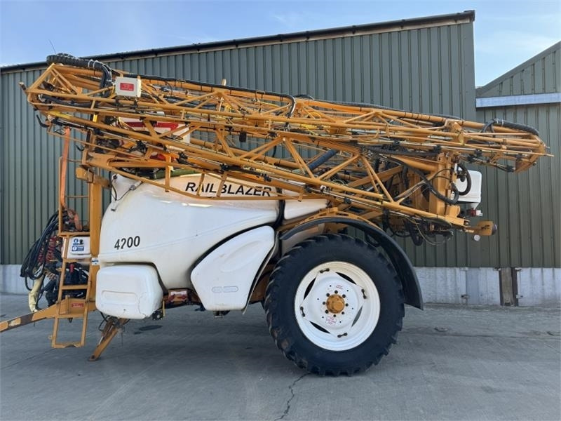 Knight Knight Trailblazer 4200l 36m Trailed Sprayer - Pulverizador suspendido: foto 2 Knight Knight Trailblazer 4200l 36m Trailed Sprayer - Pulverizador suspendido: foto 2