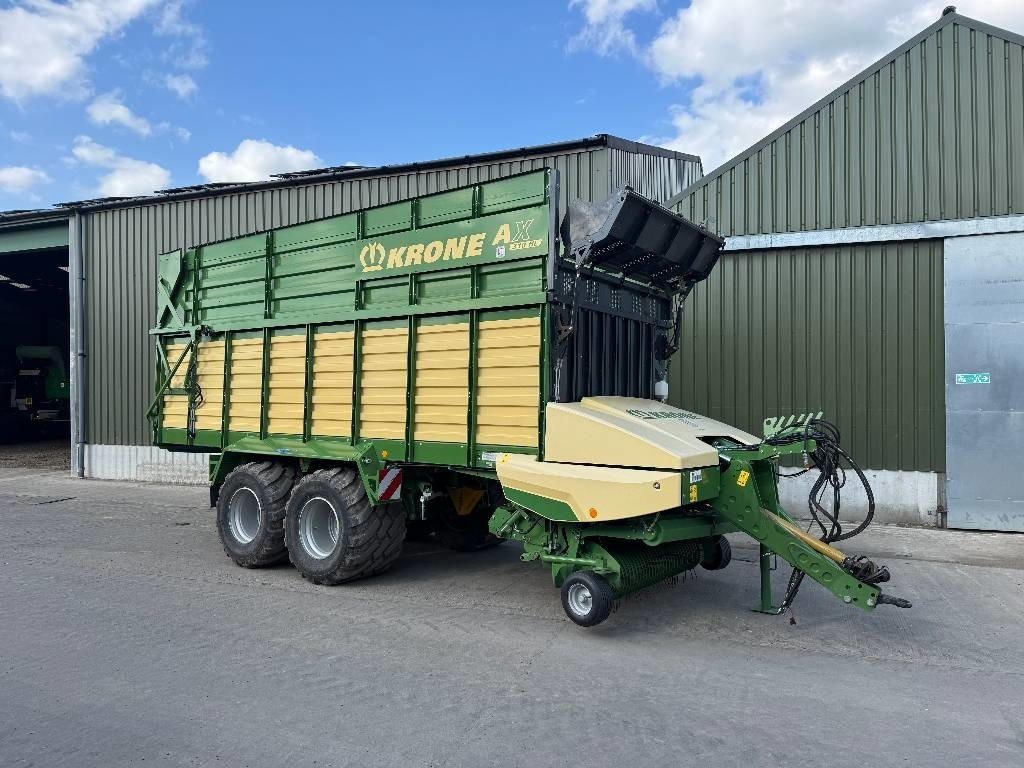 Krone AX 310 HL - Remolque autocargador: foto 1 Krone AX 310 HL - Remolque autocargador: foto 1