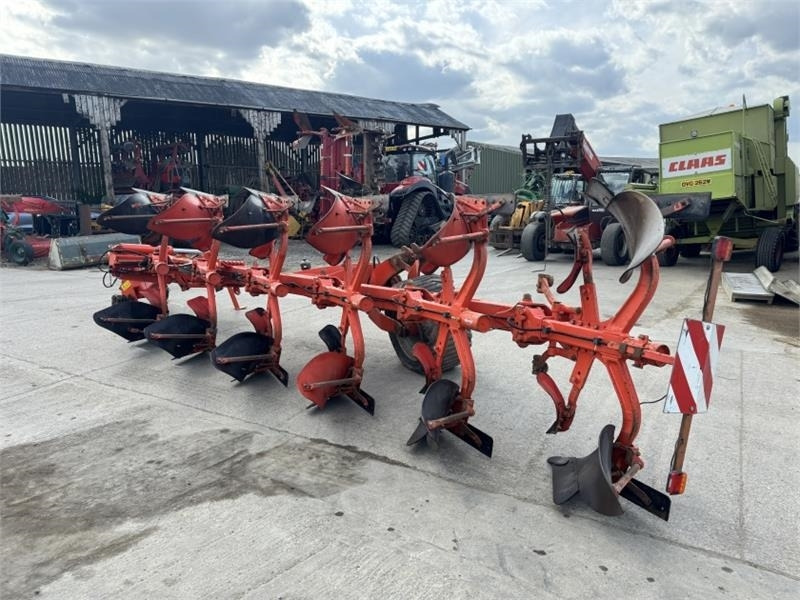 Kuhn Kuhn VT1180M6H 5+1 Semi Mounted Plough - Arado: foto 4 Kuhn Kuhn VT1180M6H 5+1 Semi Mounted Plough - Arado: foto 4