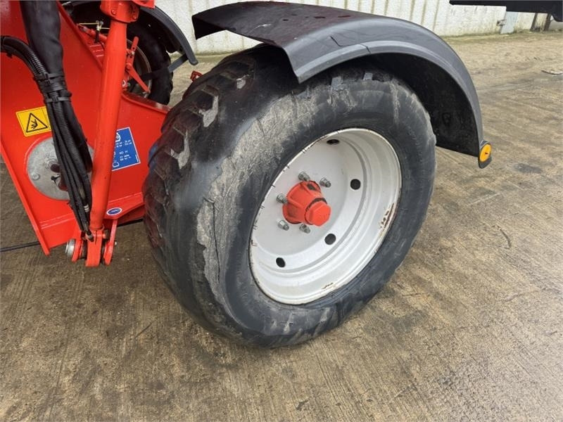 Kuhn Merge Maxx 950 Merger - Henificadora: foto 5 Kuhn Merge Maxx 950 Merger - Henificadora: foto 5
