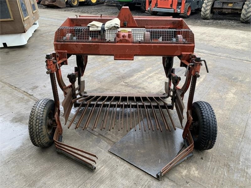 Fobro Super HD Fobro Super HD Nursery Tree Lifter - Maquinaria forestal: foto 5 Fobro Super HD Fobro Super HD Nursery Tree Lifter - Maquinaria forestal: foto 5