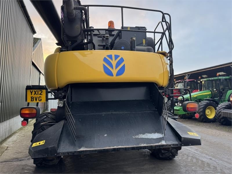 New Holland CR9080 c/w 30ft Varifeed Header - Accesorios para cosechadoras: foto 5 New Holland CR9080 c/w 30ft Varifeed Header - Accesorios para cosechadoras: foto 5