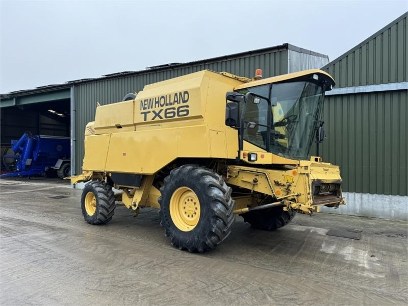 New Holland New Holland TX66 c/w 20ft Header - Accesorios para cosechadoras: foto 1 New Holland New Holland TX66 c/w 20ft Header - Accesorios para cosechadoras: foto 1