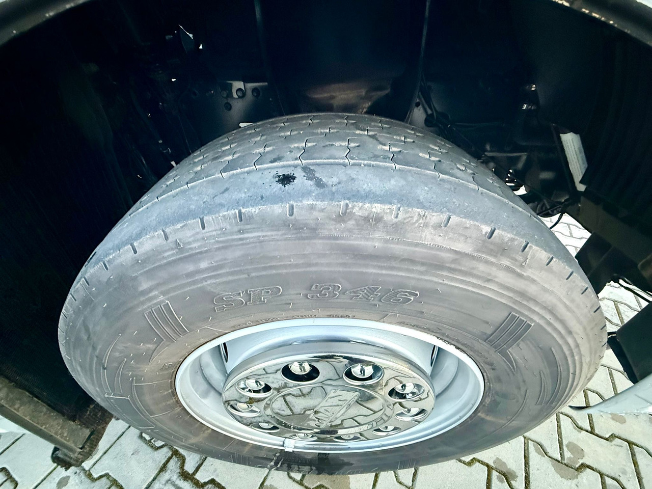 Camión lona MAN TGX 18.400 / FIRANKA / KONTENER / NISKI PRZEBIEG / EURO 6 / AUTOMAT / SYPIALKA / 2016 ROK: foto 18 Camión lona MAN TGX 18.400 / FIRANKA / KONTENER / NISKI PRZEBIEG / EURO 6 / AUTOMAT / SYPIALKA / 2016 ROK: foto 18