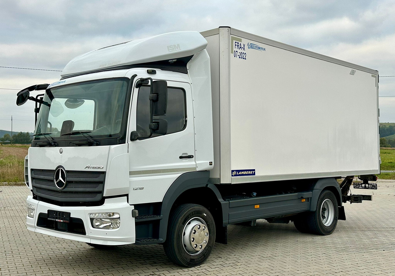 MERCEDES-BENZ ATEGO 1218 / CHŁODNIA / WINDA / 12 PALET / 5.10 M DŁUGOŚCI / AUTOMAT / LAMBERET / 5090 KG ŁADOWNOŚCI - Camión frigorífico: foto 2 MERCEDES-BENZ ATEGO 1218 / CHŁODNIA / WINDA / 12 PALET / 5.10 M DŁUGOŚCI / AUTOMAT / LAMBERET / 5090 KG ŁADOWNOŚCI - Camión frigorífico: foto 2