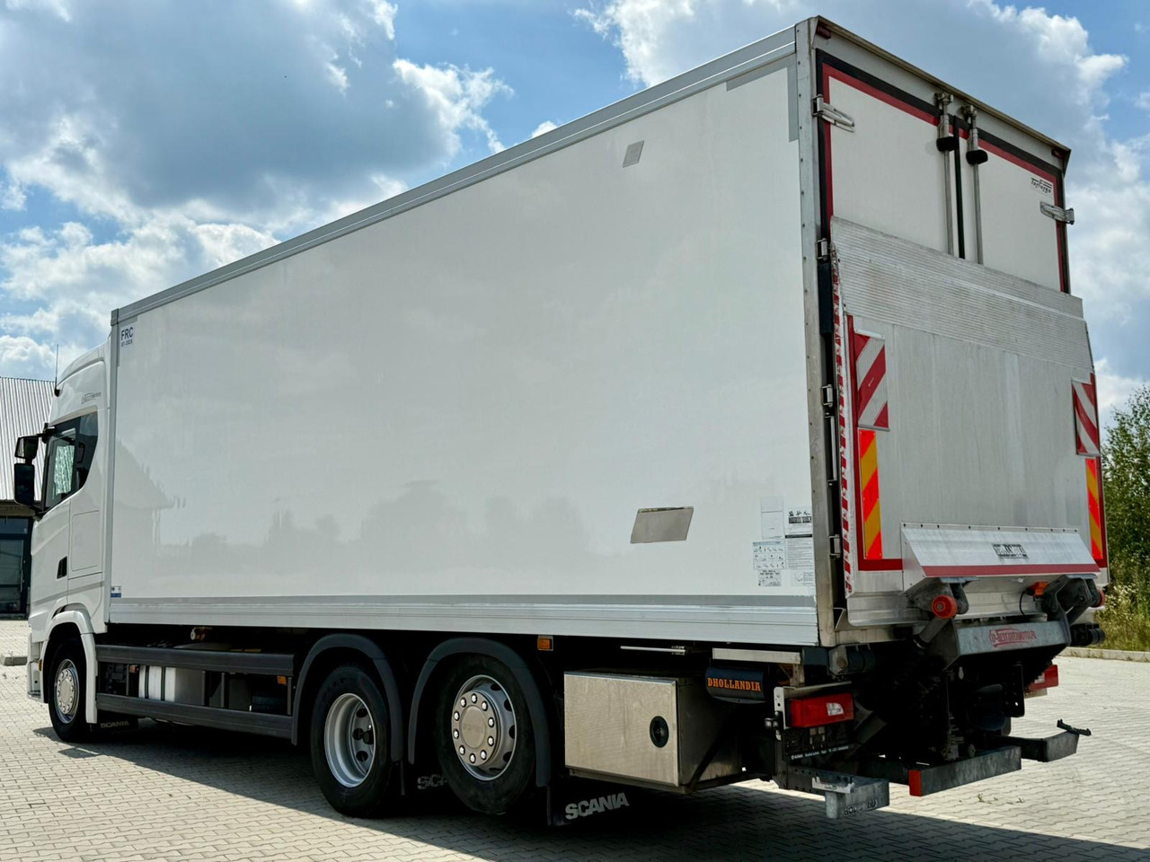 SCANIA S500 / CHŁODNIA / WINDA / 18 PALET / 7.4 M / DRUKARKA / AUTOMAT / NISKI PRZEBIEG / PODNOSZONA OŚ / 2020 ROK - Camión frigorífico: foto 4 SCANIA S500 / CHŁODNIA / WINDA / 18 PALET / 7.4 M / DRUKARKA / AUTOMAT / NISKI PRZEBIEG / PODNOSZONA OŚ / 2020 ROK - Camión frigorífico: foto 4