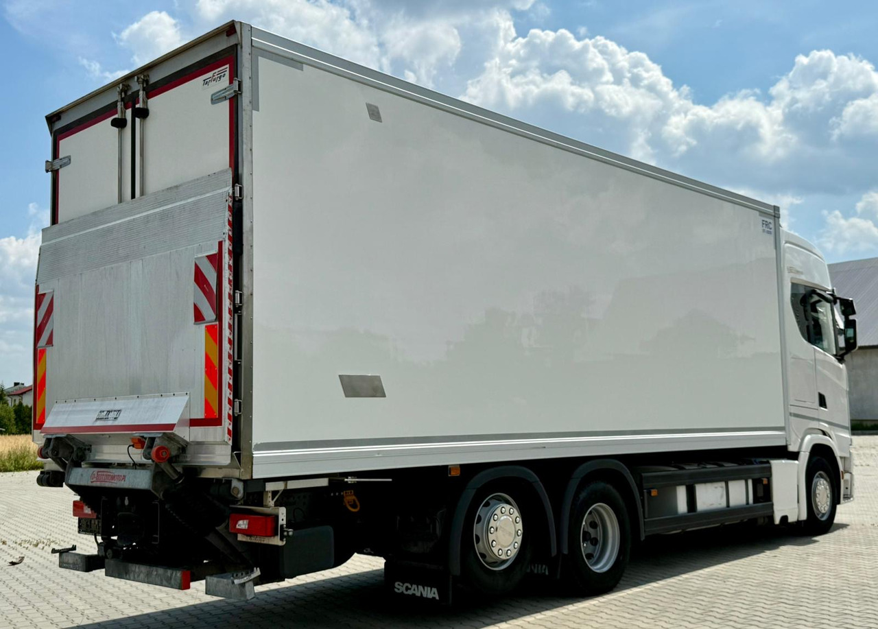 SCANIA S500 / CHŁODNIA / WINDA / 18 PALET / 7.4 M / DRUKARKA / AUTOMAT / NISKI PRZEBIEG / PODNOSZONA OŚ / 2020 ROK - Camión frigorífico: foto 3 SCANIA S500 / CHŁODNIA / WINDA / 18 PALET / 7.4 M / DRUKARKA / AUTOMAT / NISKI PRZEBIEG / PODNOSZONA OŚ / 2020 ROK - Camión frigorífico: foto 3