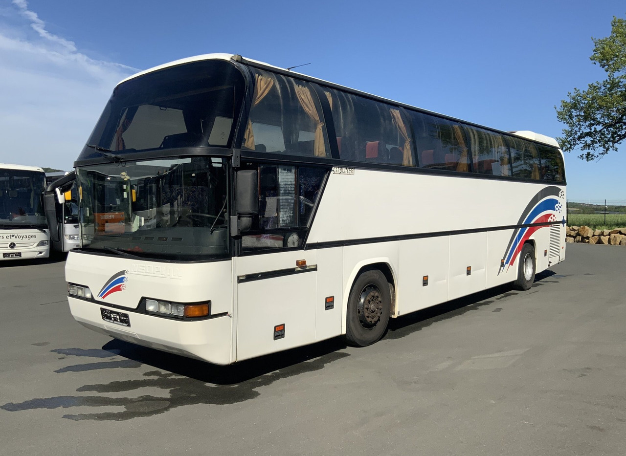 Neoplan N 116 - Autocar: foto 2 Neoplan N 116 - Autocar: foto 2