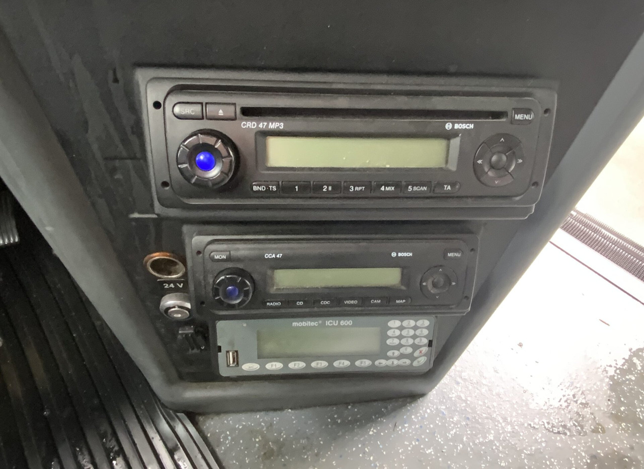 Autobús suburbano Setra S 417 UL: foto 14