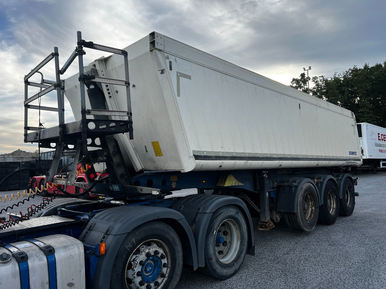 Schmitz Cargobull Gotha 27m3, SAF, ALU - Semirremolque volquete: foto 2 Schmitz Cargobull Gotha 27m3, SAF, ALU - Semirremolque volquete: foto 2