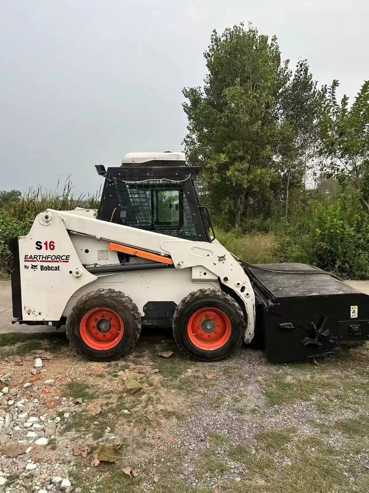 Bobcat S 16 - Minicargadora: foto 5 Bobcat S 16 - Minicargadora: foto 5