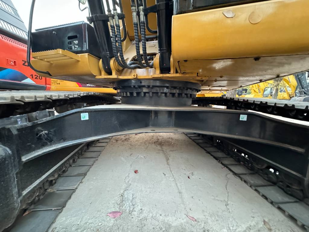 CAT 320 D-C7.1 enging - Excavadora de cadenas: foto 5 CAT 320 D-C7.1 enging - Excavadora de cadenas: foto 5