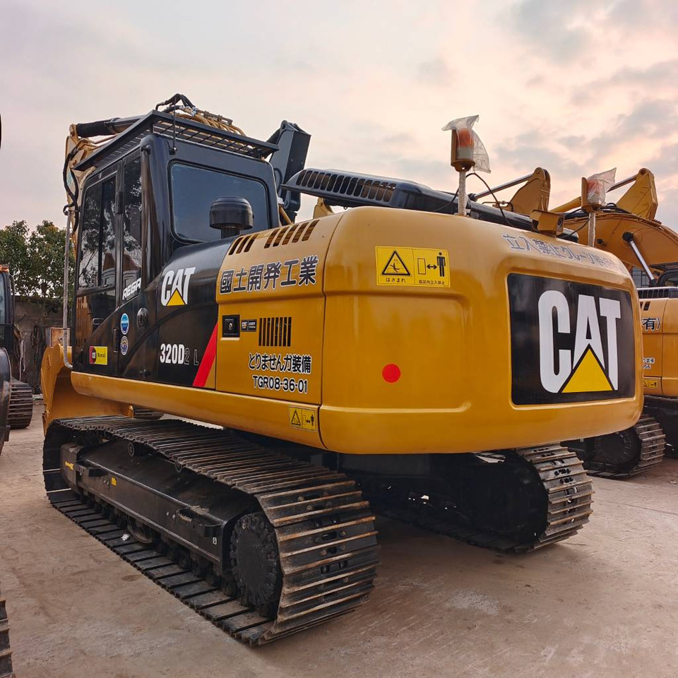CAT 320 D - Excavadora de cadenas: foto 1 CAT 320 D - Excavadora de cadenas: foto 1