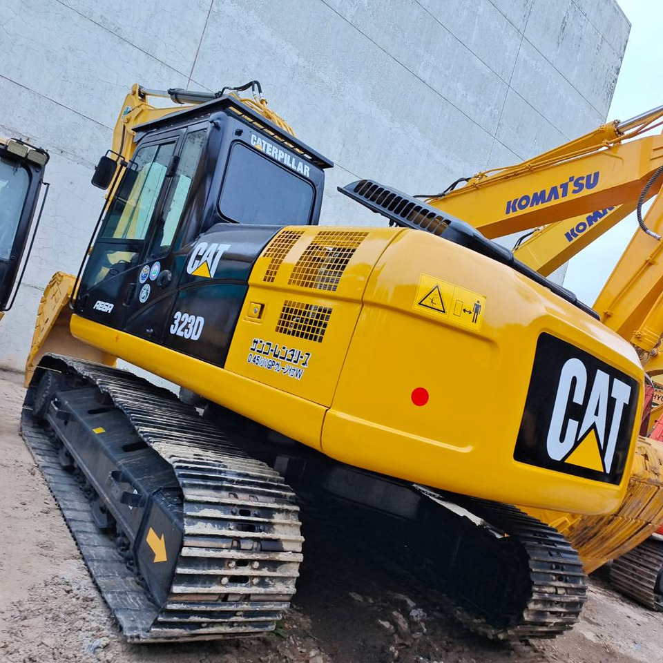 CAT 323 D - Excavadora de cadenas: foto 3 CAT 323 D - Excavadora de cadenas: foto 3