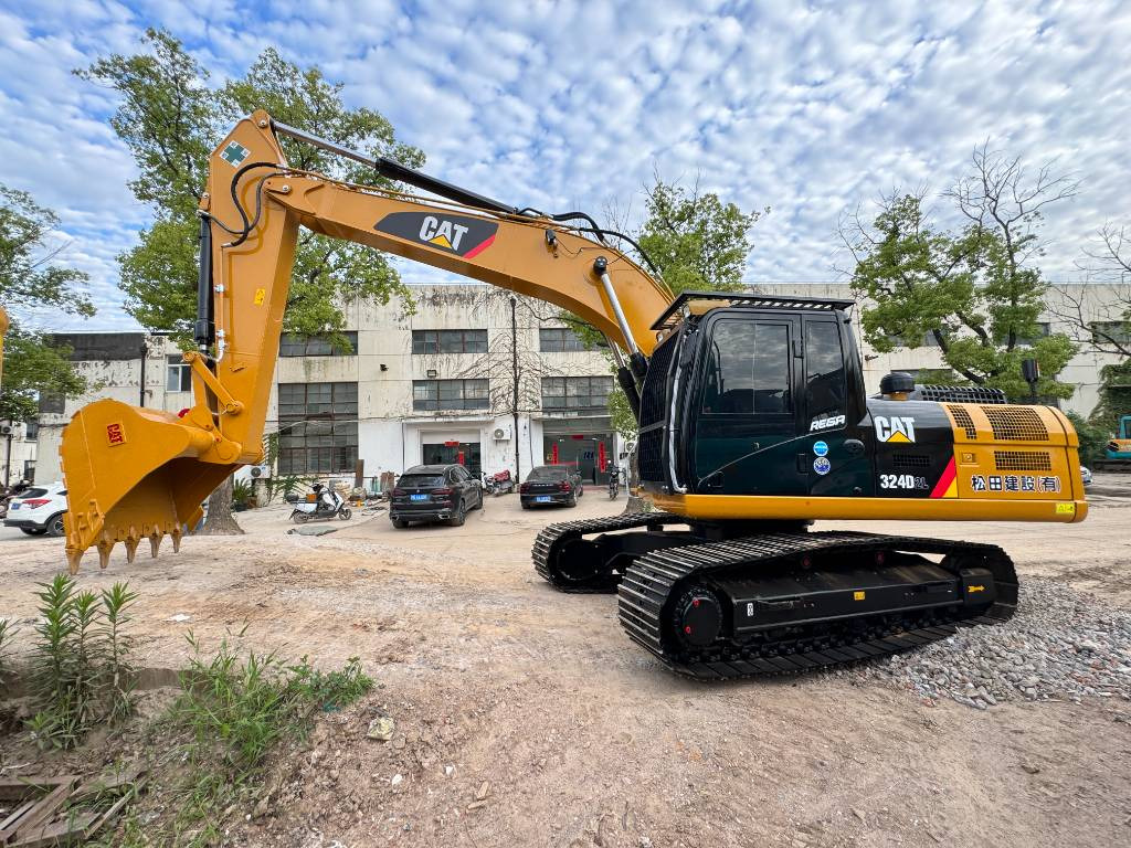 CAT 324 D2 L - Excavadora de cadenas: foto 2 CAT 324 D2 L - Excavadora de cadenas: foto 2