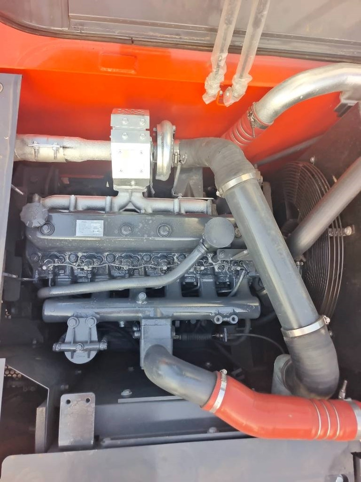 Excavadora de cadenas Doosan DX 225 LC: foto 47 Excavadora de cadenas Doosan DX 225 LC: foto 47